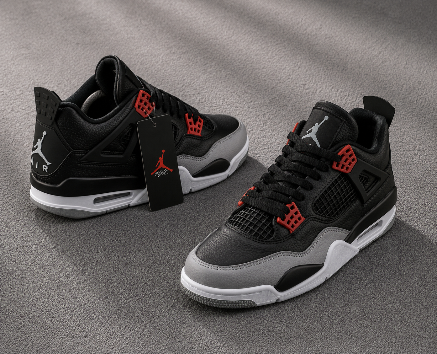 کفش Jordan 4 | طراحی استاندارد، کیفیت عالی و راحتی بی‌نظیر